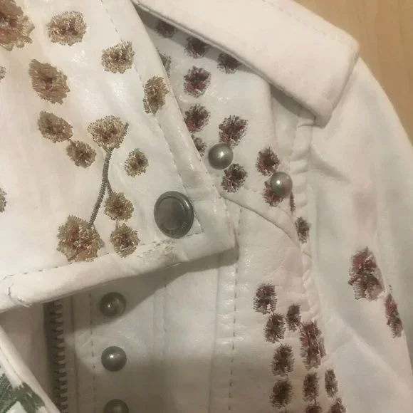 FAUX WHITE EMBROIDERED LEATHER JACKET - Picture 4 of 7